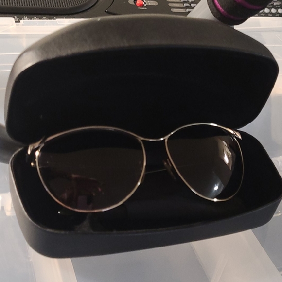 Sunglasses - Picture 8 of 8